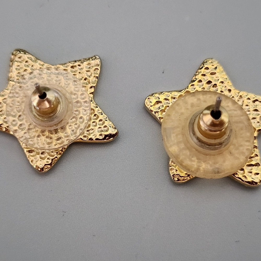 Star Shaped Santa Earrings - Picture 2 of 2
